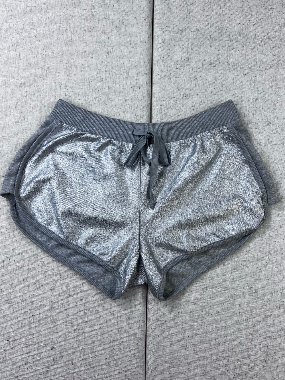 Aerie Silver Metallic Foil French Terry Dolphin Lounge Shorts Grey Size M